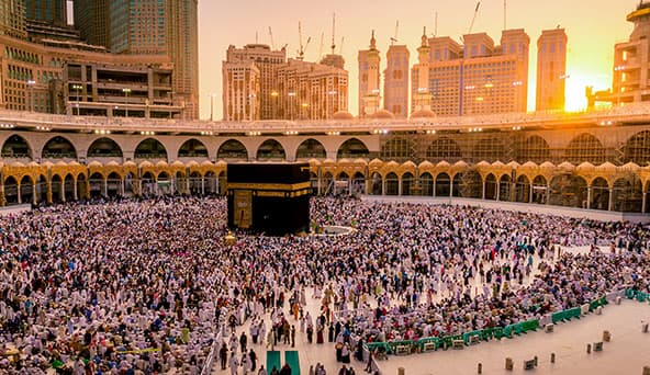 Suasana Khusyuk di Sekitar Ka'bah